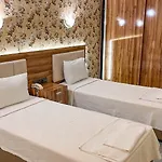 Ozlem 2 Hotel *