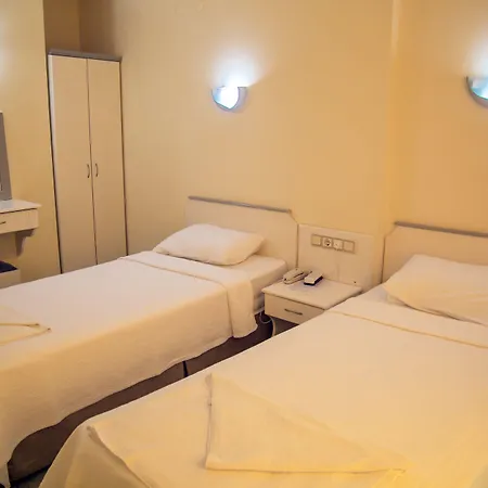 Hotell Ozlem 2 *